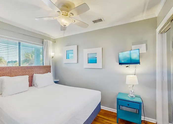 Sea Cabin 227-B